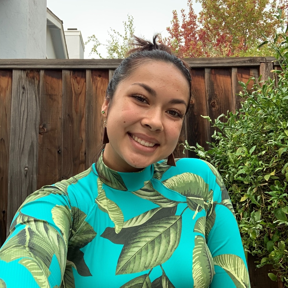 Meet your Posher, Mikaela